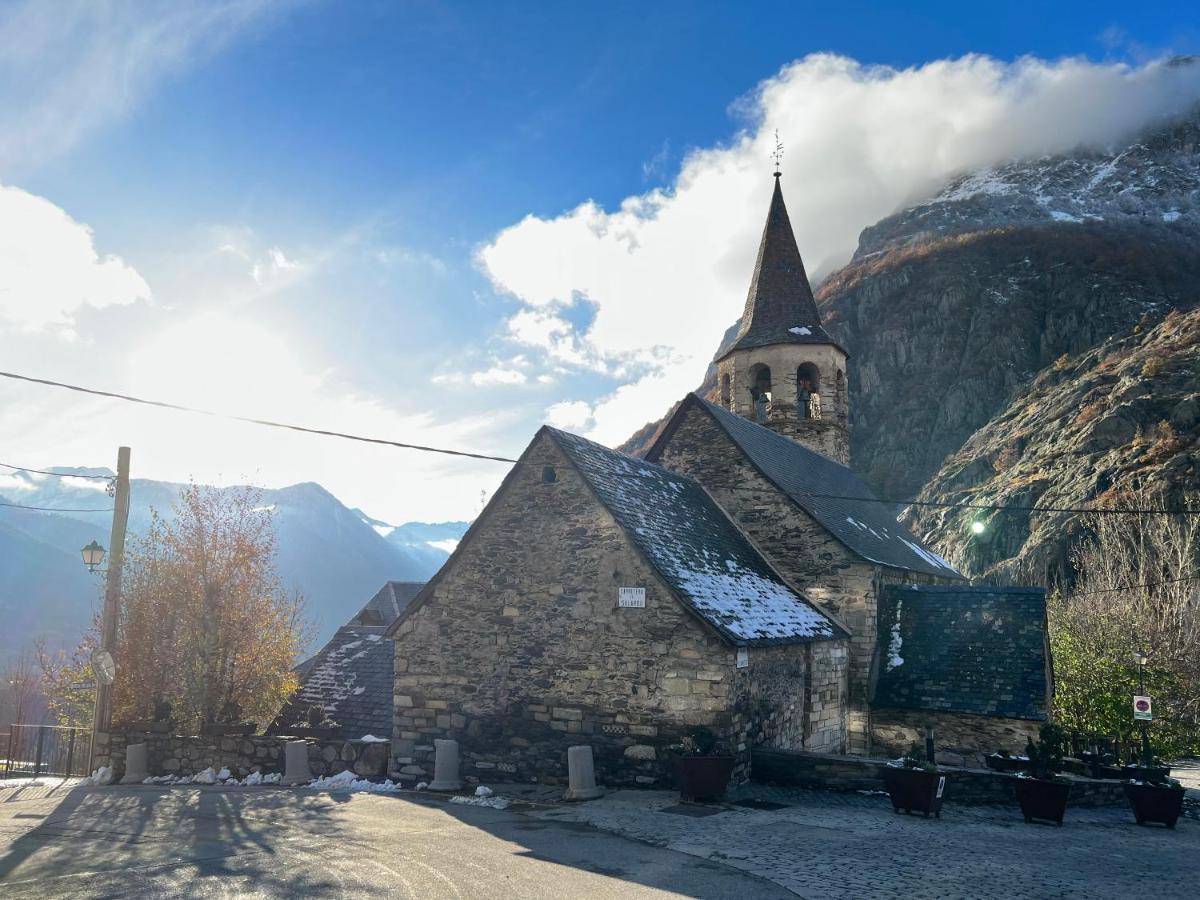 Casa De Piedra Con Encanto En El Bonito Pueblo De Bagergue Villa Dış mekan fotoğraf