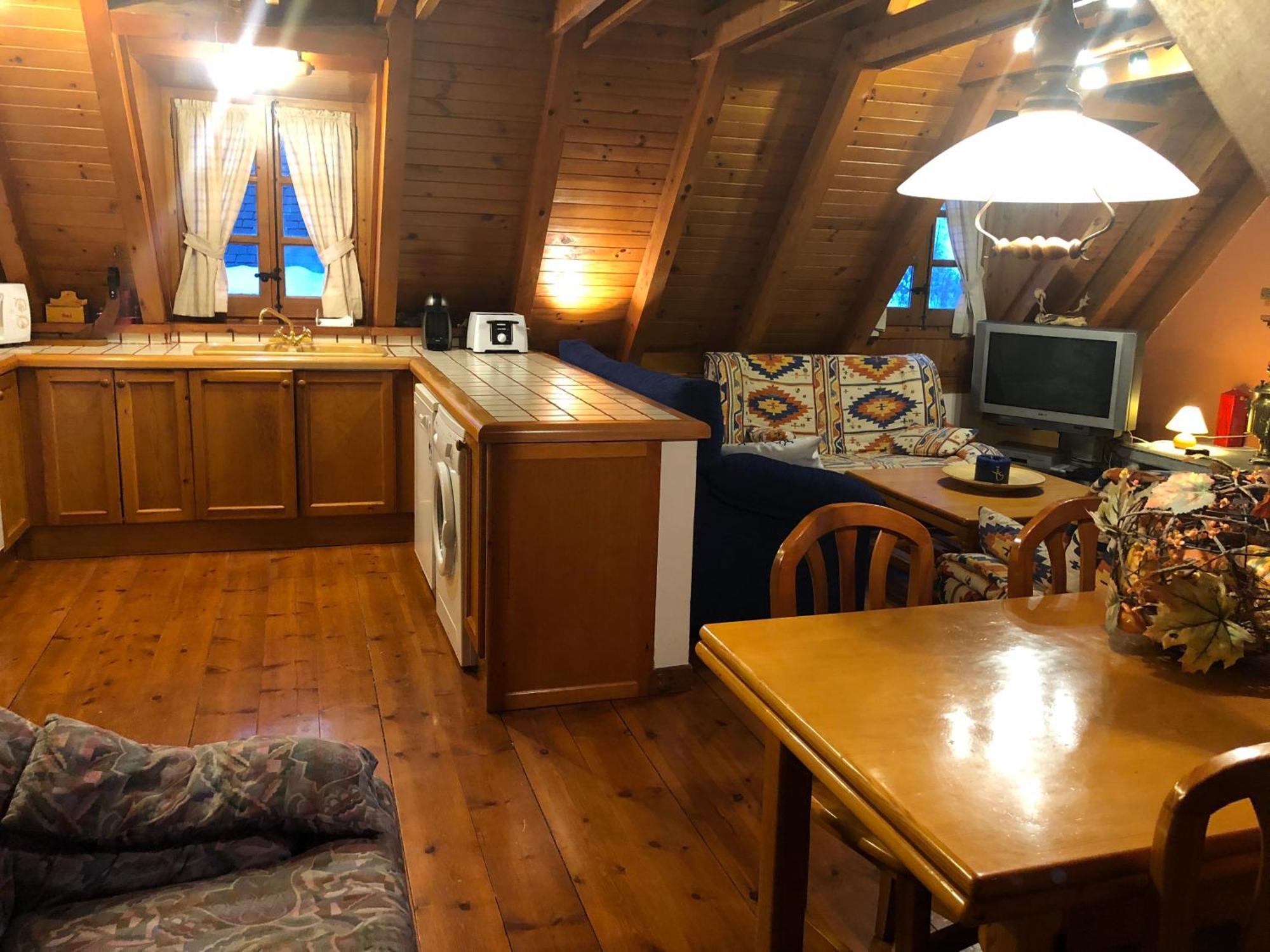 Casa De Piedra Con Encanto En El Bonito Pueblo De Bagergue Dış mekan fotoğraf