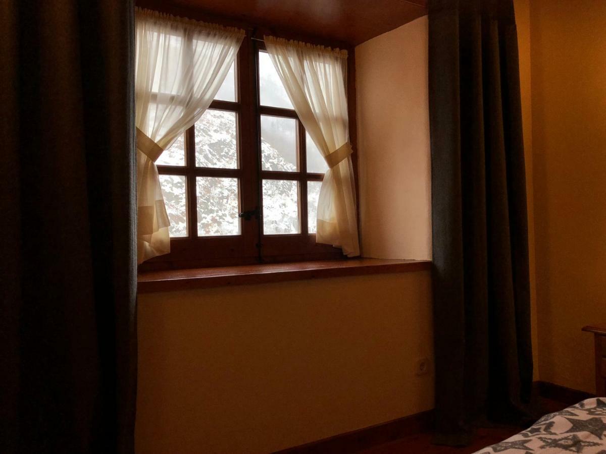 Casa De Piedra Con Encanto En El Bonito Pueblo De Bagergue Dış mekan fotoğraf