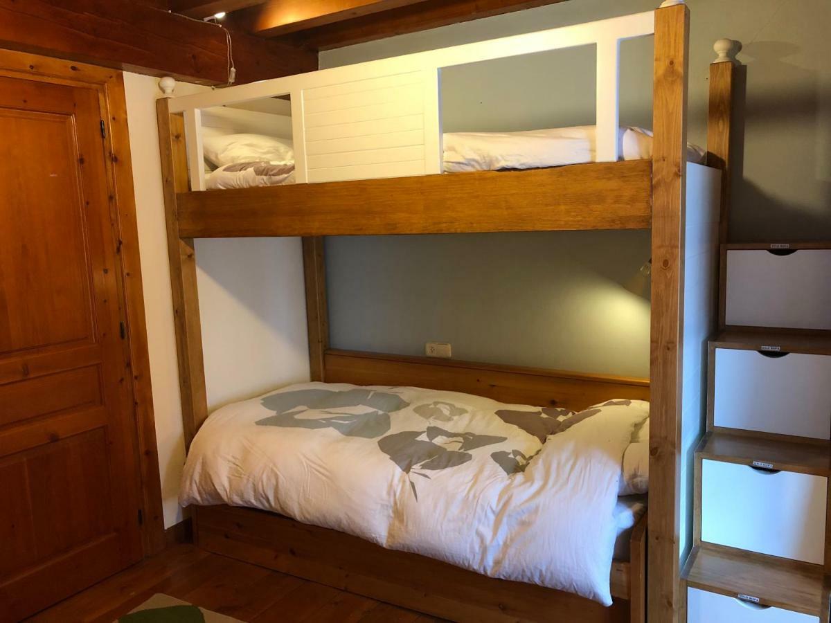 Casa De Piedra Con Encanto En El Bonito Pueblo De Bagergue Dış mekan fotoğraf